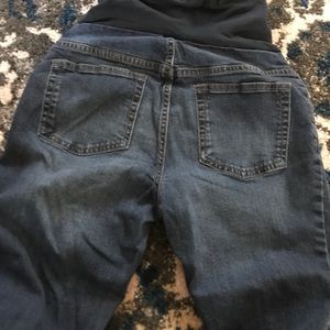 MATERNITY JEANS